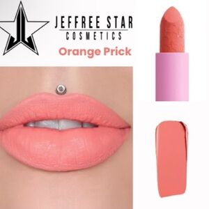 Jeffree Star Orange Prick Velvet Trap Lipstick
NWT DISCONTINUED!